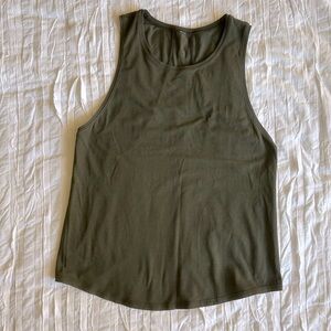 Lululemon Loose Black Scalloped Hem Workout Tank